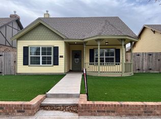 2115 9th St, Lubbock, TX 79401