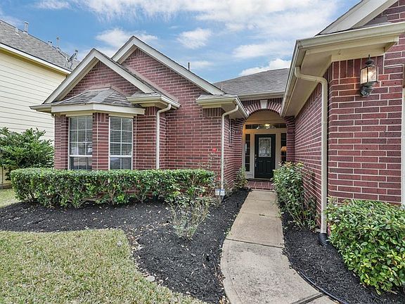 2nd image of 4022 Chestnut Bnd