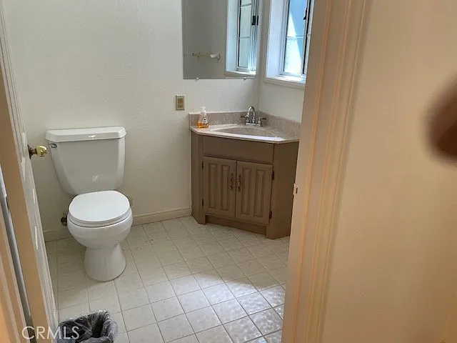 18530 Linnet St — Photo 12
