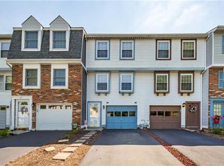 181 W Russets Cir, Bridgeville, PA 15017
