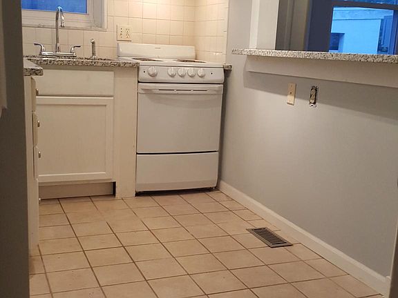 4th image of 3106 Northwest Blvd