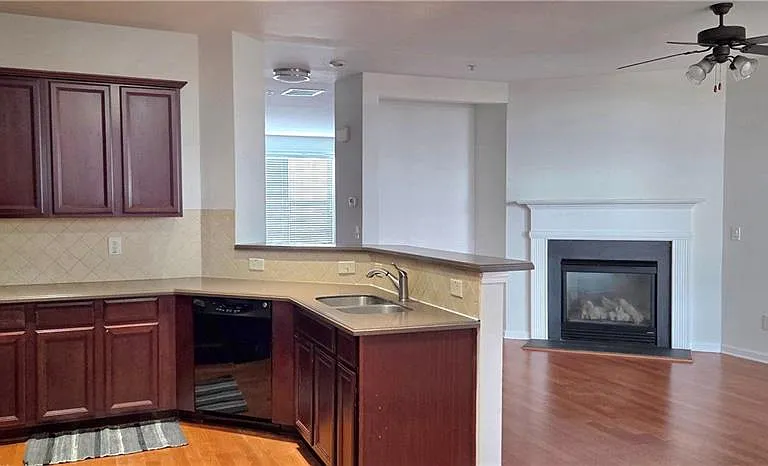 6150 Indian Wood Cir SE — Photo 8