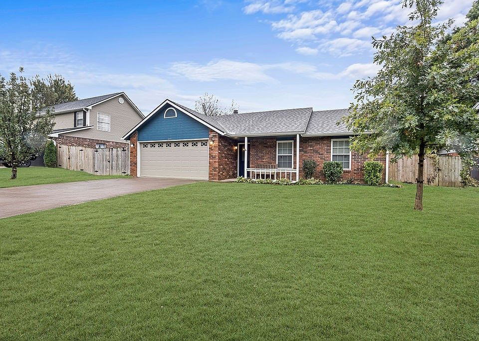1st image of 4373 W Beaver Ln
