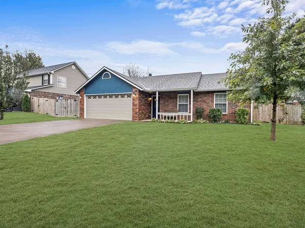 4373 W Beaver Ln, Fayetteville, AR 72704