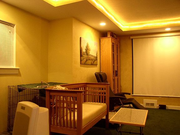 Interior and major systems (heat, AC) completely renovated since 1998