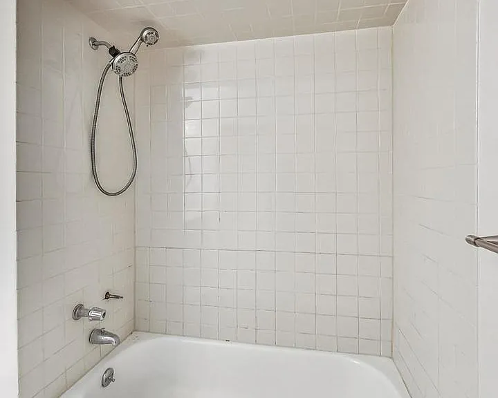 4234 N McVicker Ave #2 — Photo 17