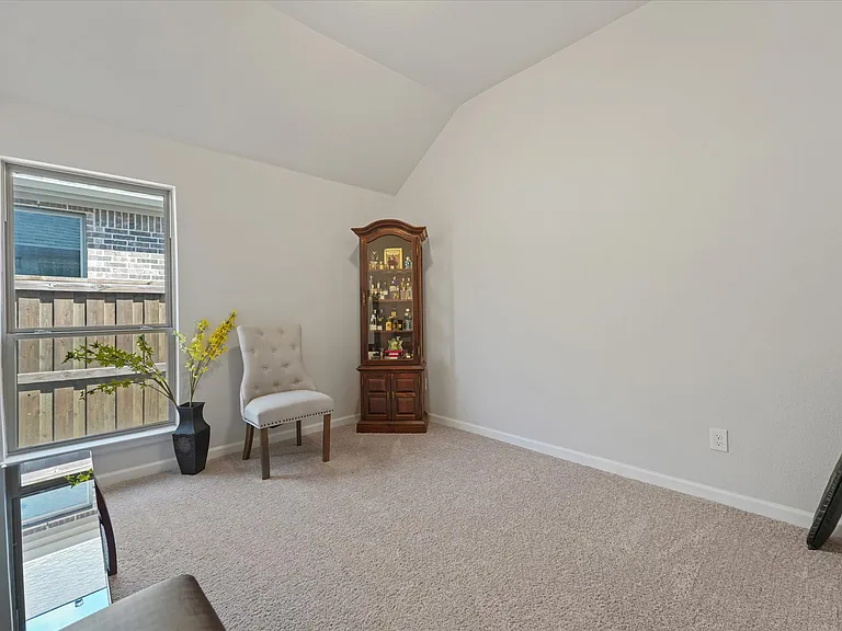 10620 Oates Branch Ln — Photo 5