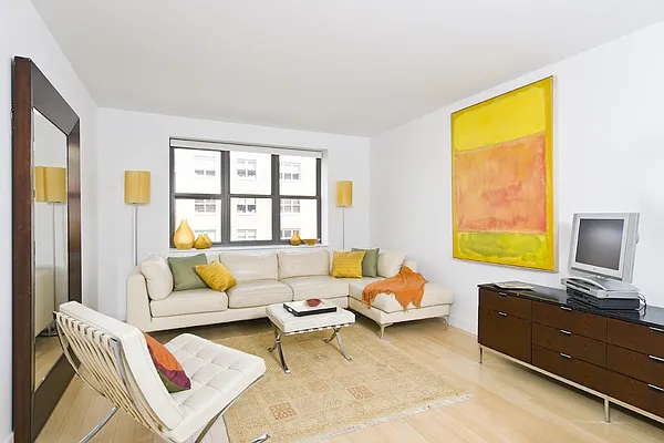 Sold by Corcoran | media 1