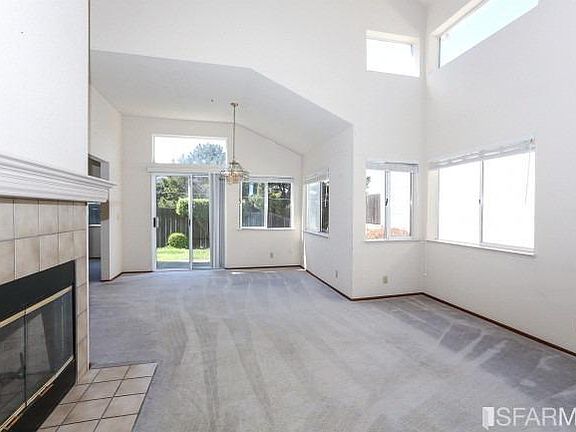 2nd image of 132 Linda Vista Dr