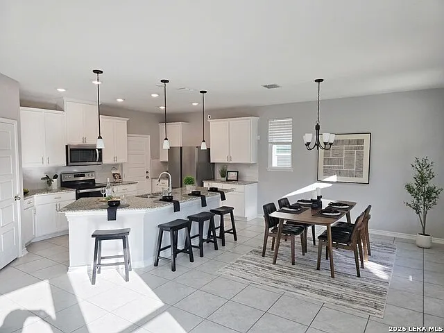 631 Anthem Ln — Photo 2