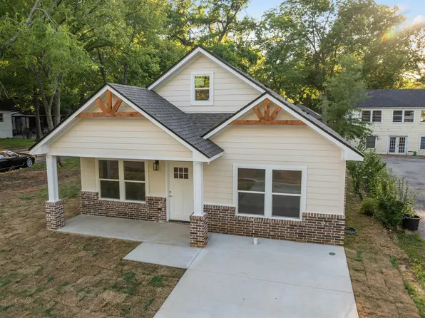 1100 N Bois D Arc Ave, Tyler, TX 75702