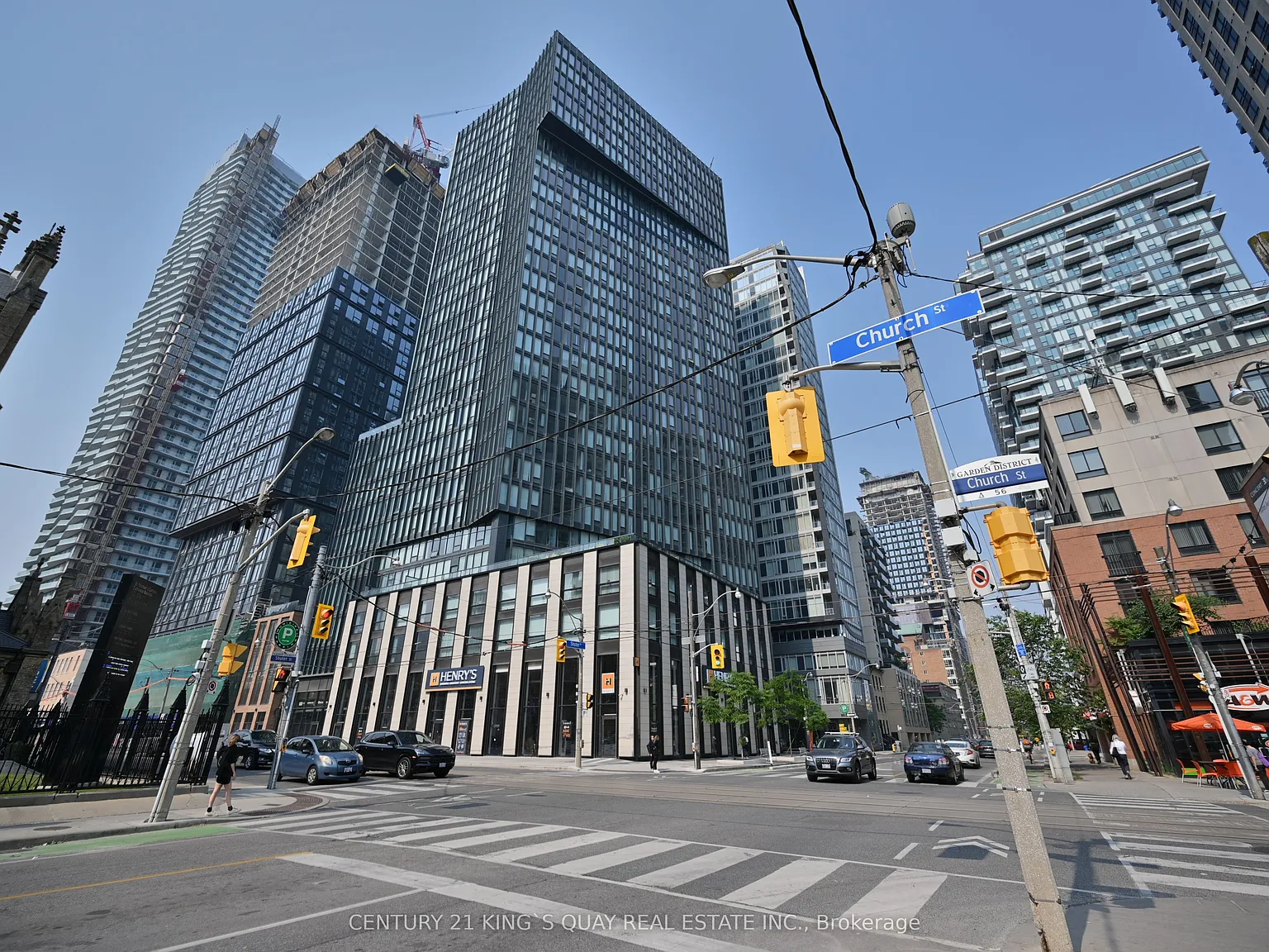 60 Shuter St — Photo 2