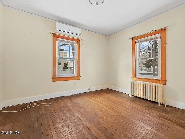23 Thornhill Rd #1 — Photo 6