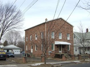 104 N Cherry St, Wallingford, CT 06492