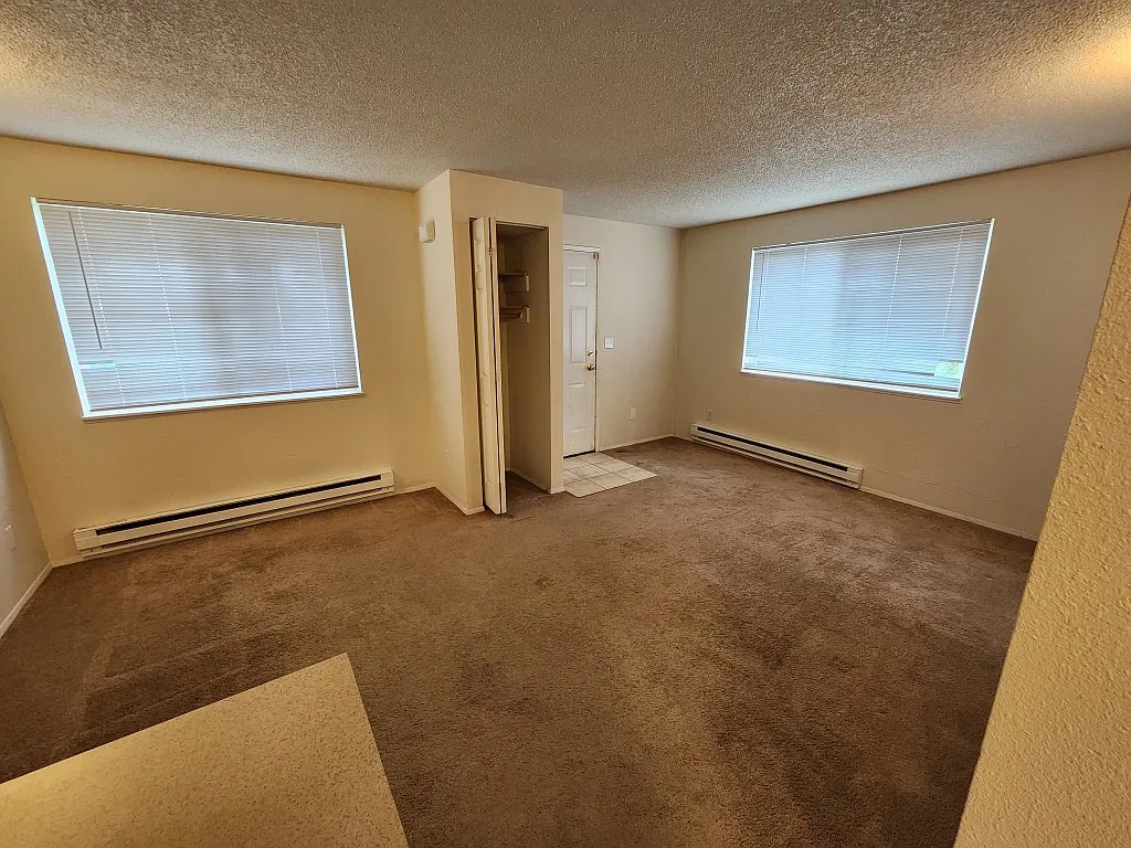 13501 98th Avenue Ct E — Photo 2