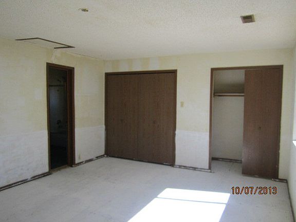 5th image of 2505 E 11th St
