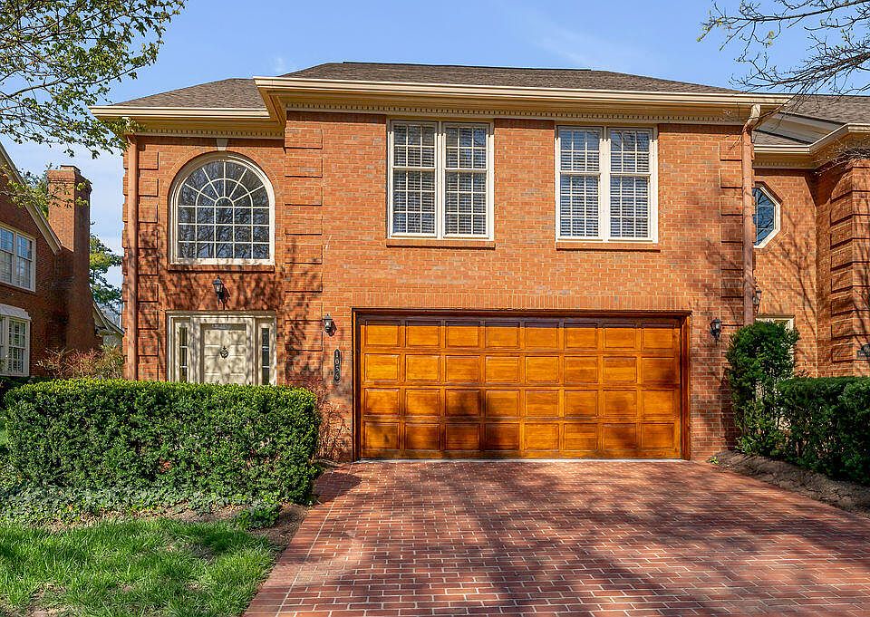 1st image of 1056 Taborlake Dr