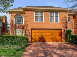 1056 Taborlake Dr, Lexington, KY