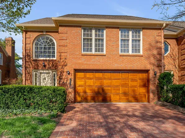 1056 Taborlake Dr, Lexington, KY 40502