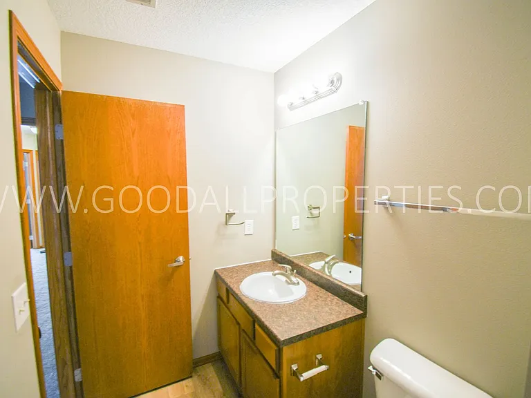 3504 163rd St — Photo 15
