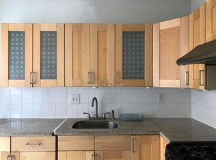 1427 S 6th St #2F, Philadelphia, PA 19147