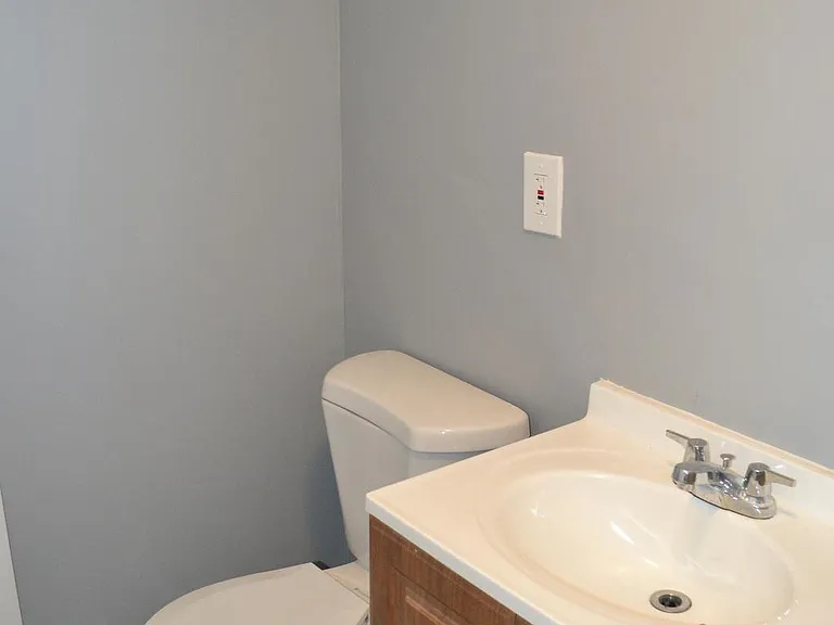 7448 Durwood Rd — Photo 23