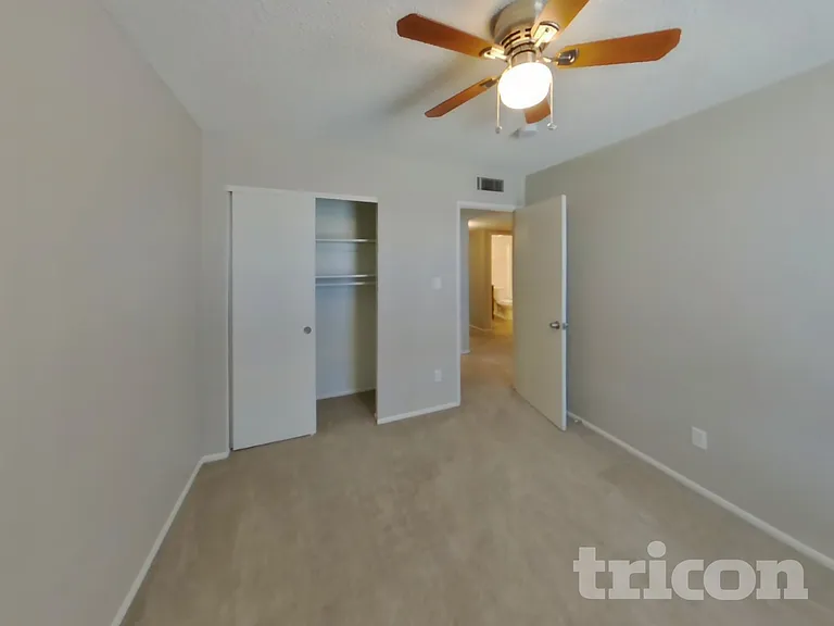 4832 N 87th Ln — Photo 13