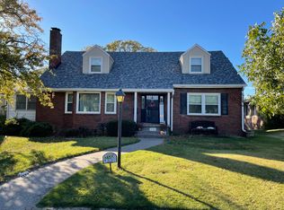 3120 Grand Ave, Davenport, IA 52803