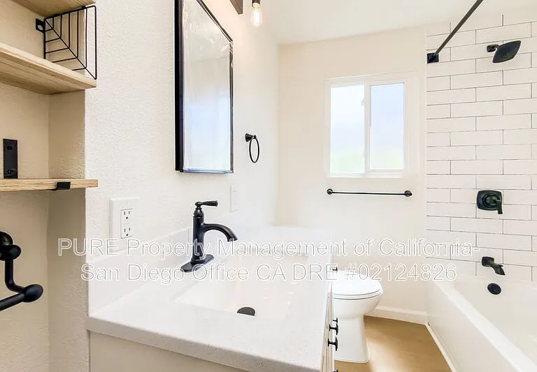 1120 Florence St — Photo 15