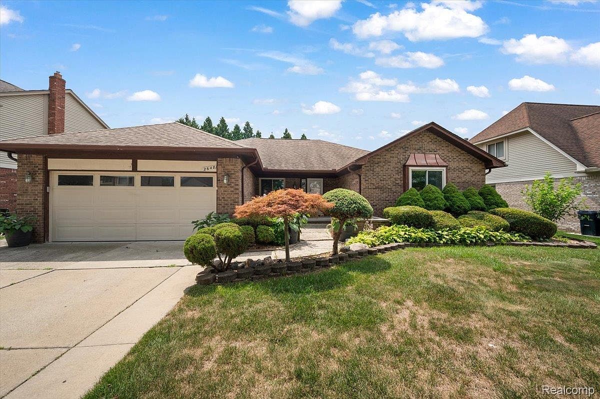 2648 Ormsby Dr, Sterling Heights, MI 48310 | Zillow