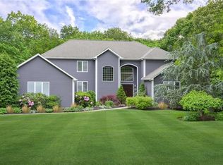 135 Laurel Wood, East Greenwich, RI 02818