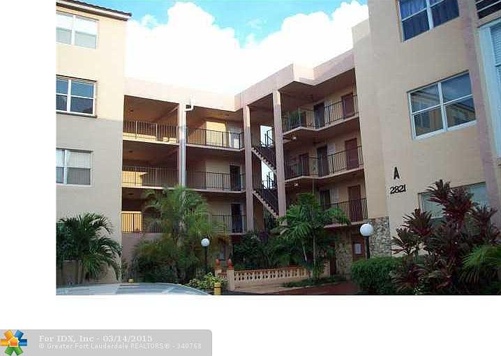 1st image of 2821 Somerset Dr APT 203