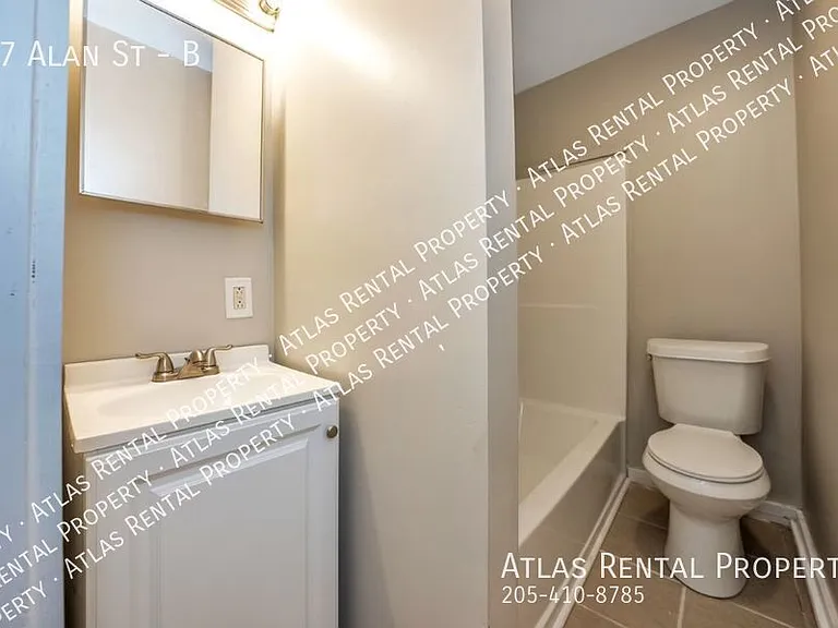 77 Alan St #B — Photo 18
