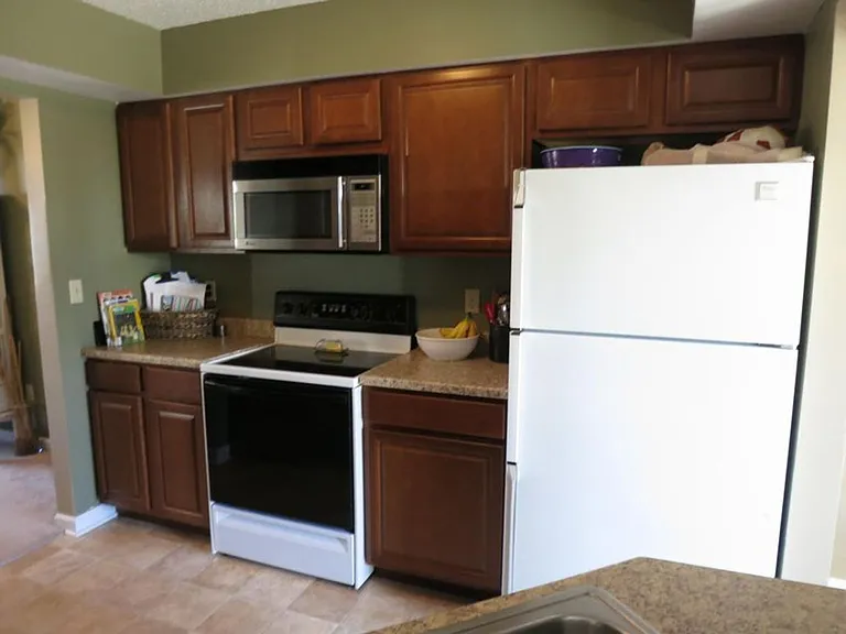 3604 Churchill Dr — Photo 6