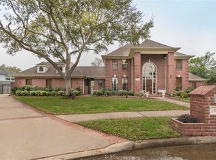 314 Lakeview Cir, Seabrook, TX 77586