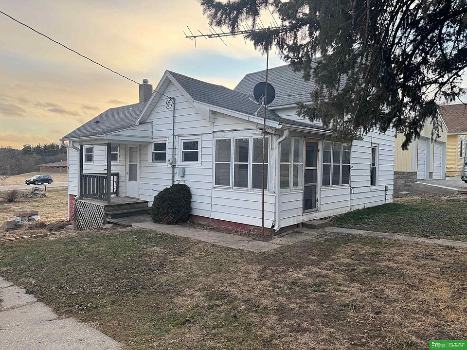 1st image of 1715 L St