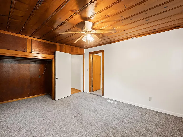 220 S Quebec Ave — Photo 14