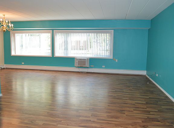 5th image of 1141 Leavitt Ave APT 114