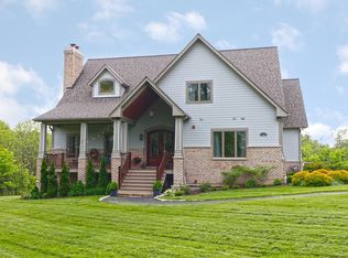 4307 Willow Tree Ln, Long Grove, IL 60047