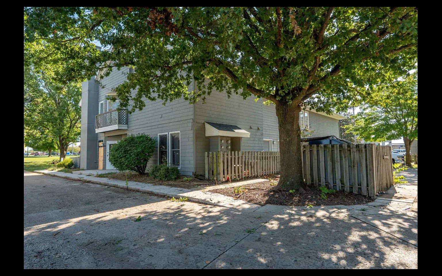 2 bed, 1244 sqft, $1,400 — Photo 3