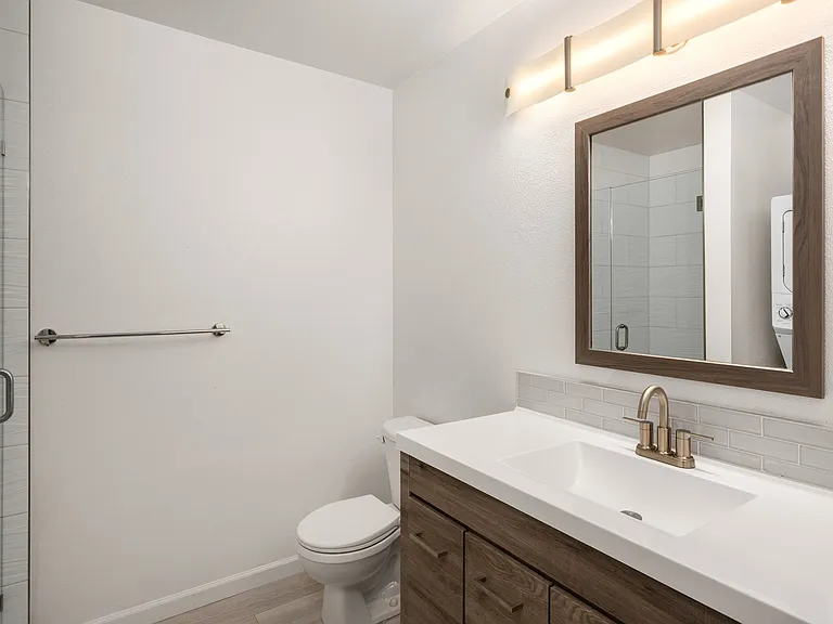 2717 Western Ave #530 — Photo 21