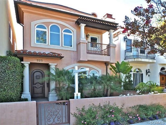 Beautiful curb appeal