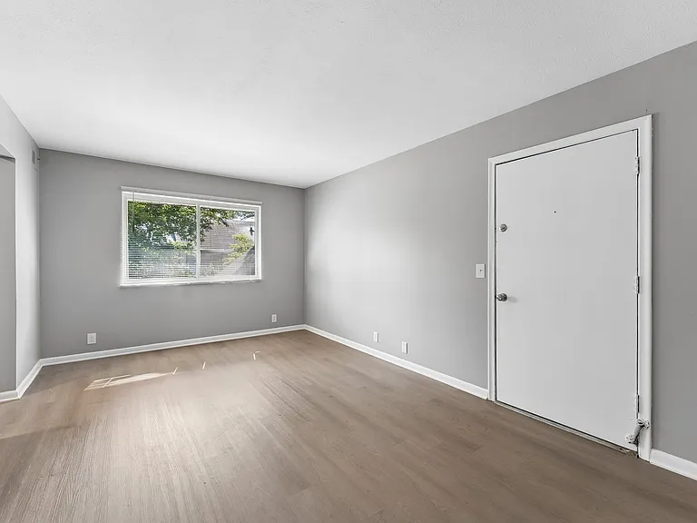 4620 Wakeley St #46201 — Photo 3