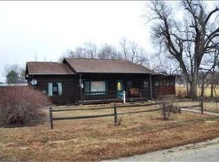 204 W 7th St, Maple Hill, KS 66507