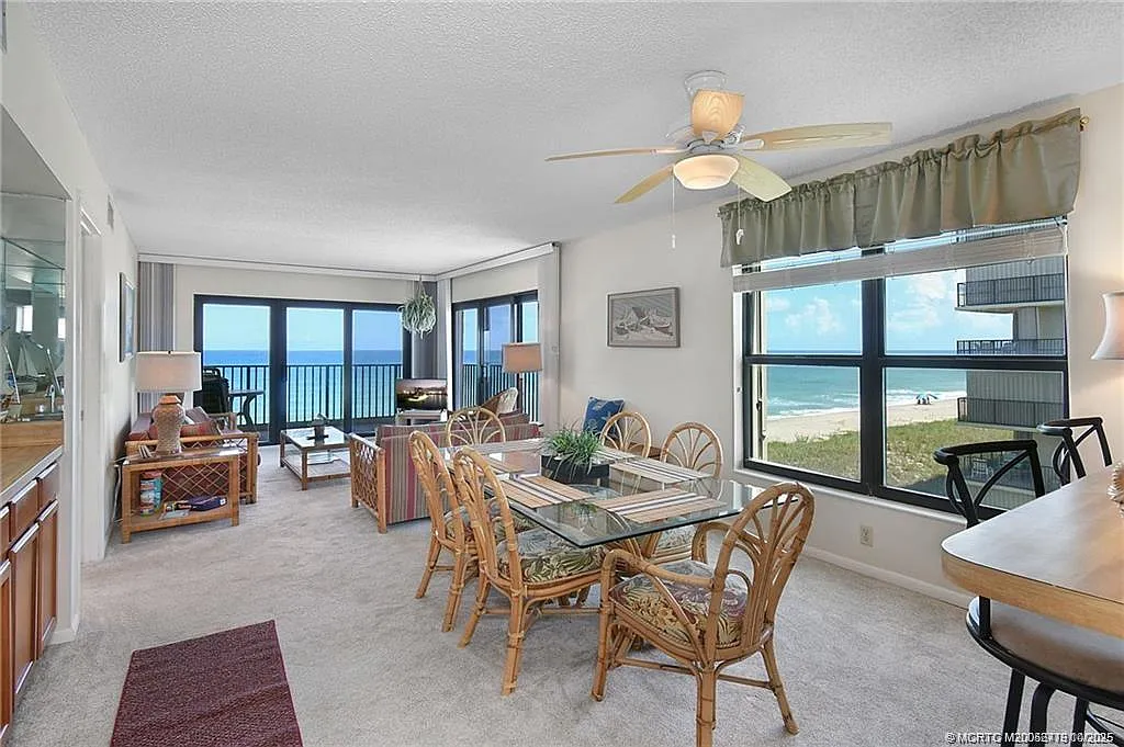 2 bed, 2.0 bath, 1258 sqft, $3,000 — Photo 4