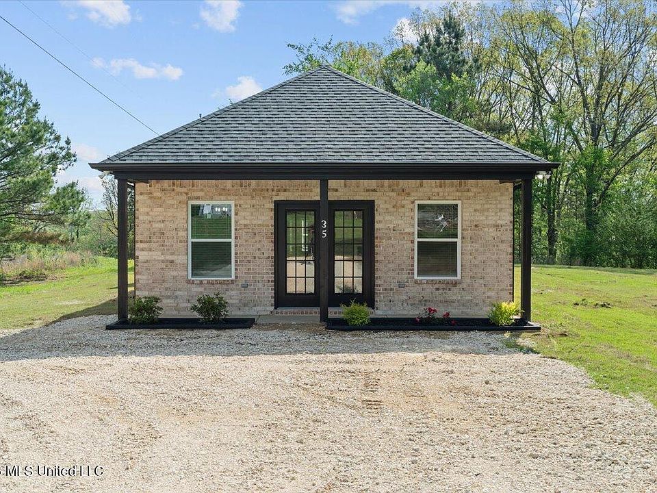 1st image of 35 Mockingbird Rd