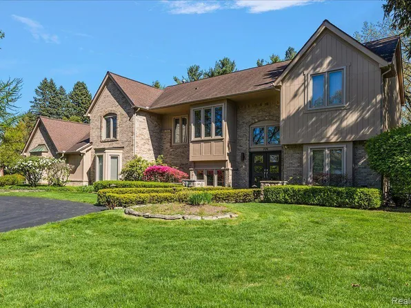 7179 Leyland Ct, Bloomfield Hills, MI 48301