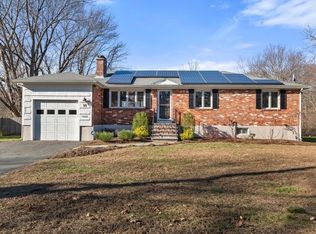 55 Agnes Dr #55, Framingham, MA 01701