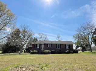 1582 Mount Lebanon Rd, Donalds, SC 29638