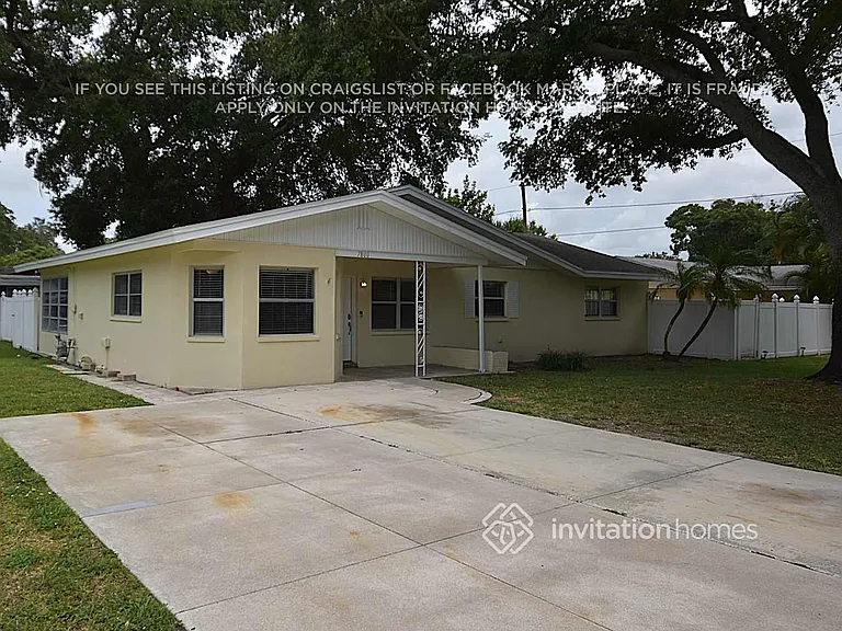 7800 55th Way N — Photo 2